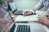 Por qué deberías contratar tu abogado online